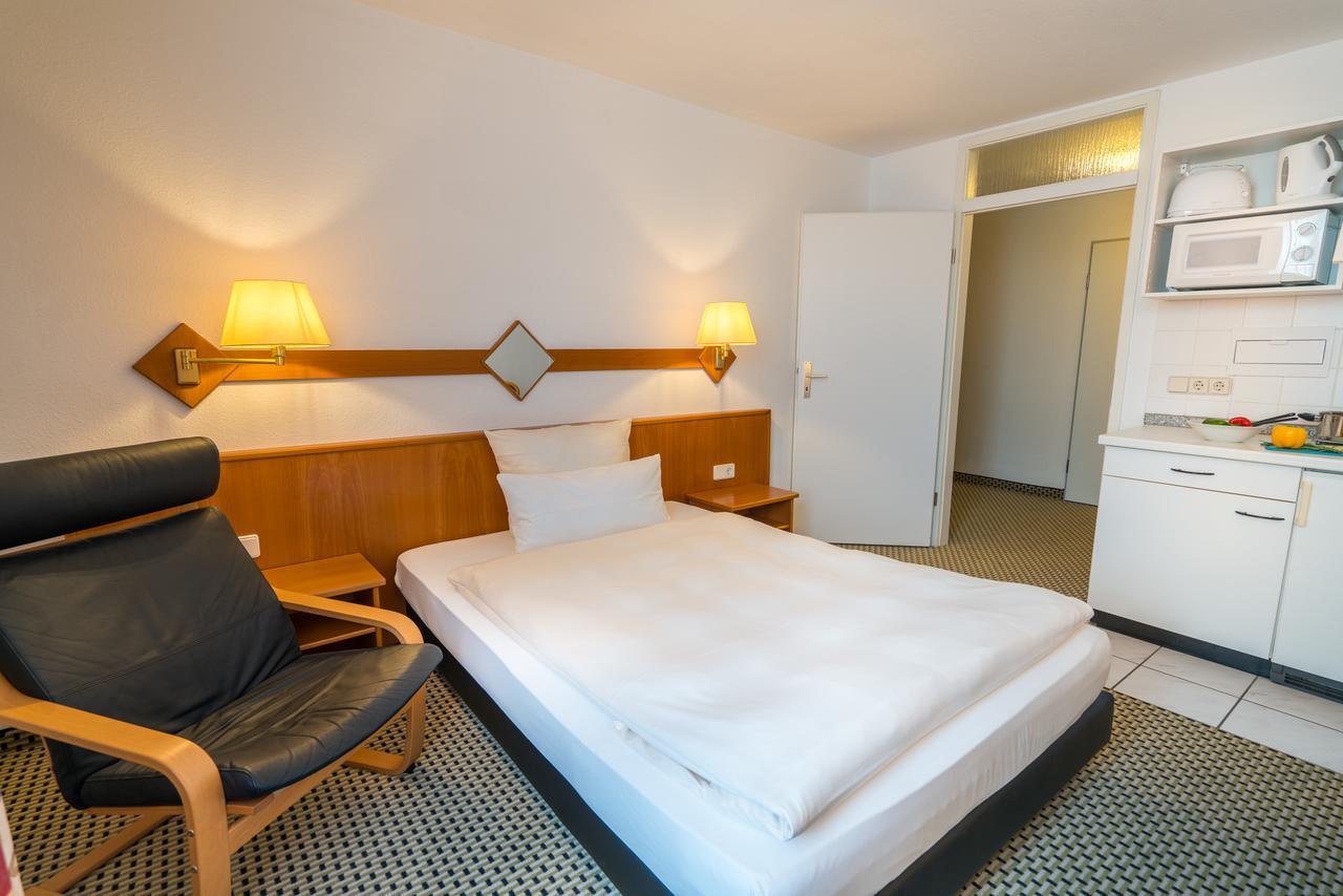 Airporthotel Residenz Steinenbronn Quarto foto